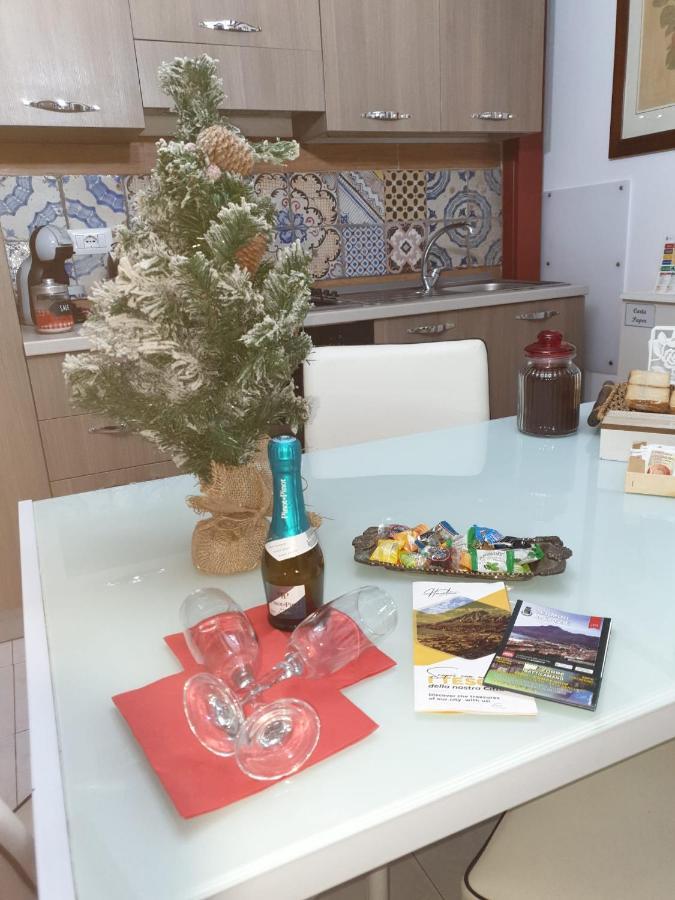 La Casetta Di Tilde Termini Imerese Bagian luar foto